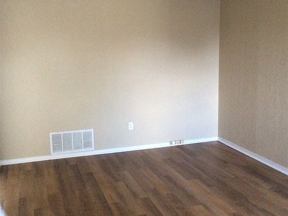 4th image of 2805 NW 77th St