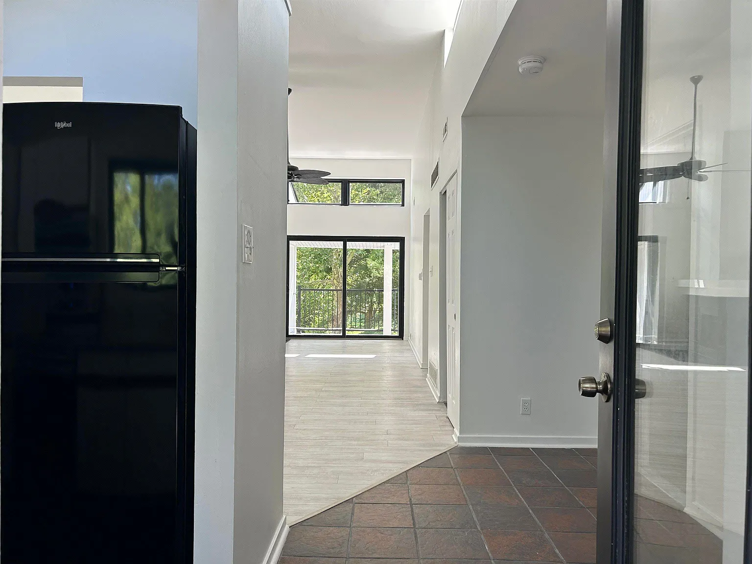 2 bed, 2.0 bath, $2,200 — Photo 3