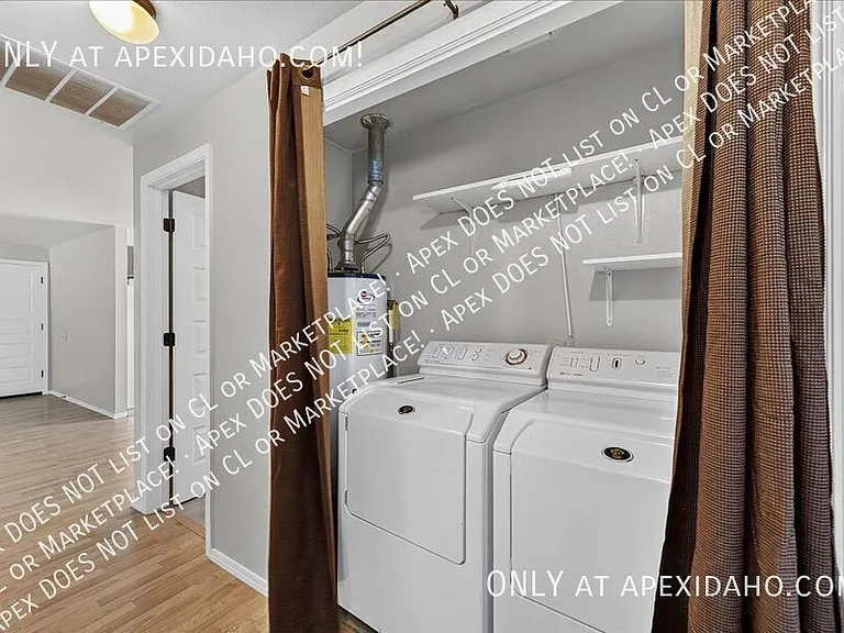 3851 S North Church Pl — Photo 15