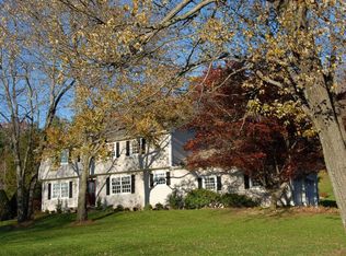 12 Flintlock Dr, Danbury, CT 06811