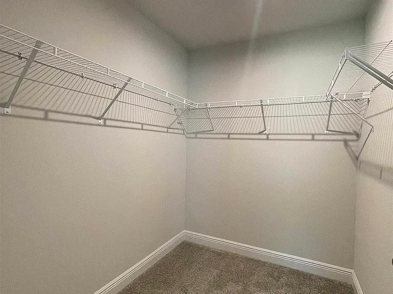 7130 Sonny Dr — Photo 12