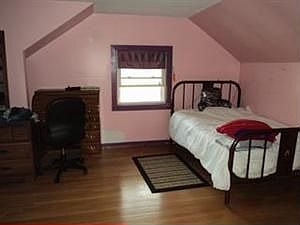 5th image of 2459 E Main St