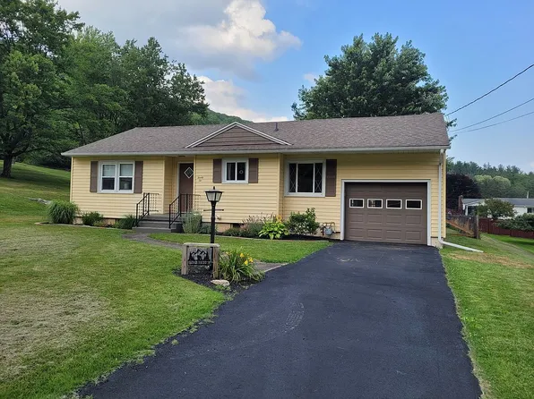 22 Stephen Ln, Bradford, PA 16701