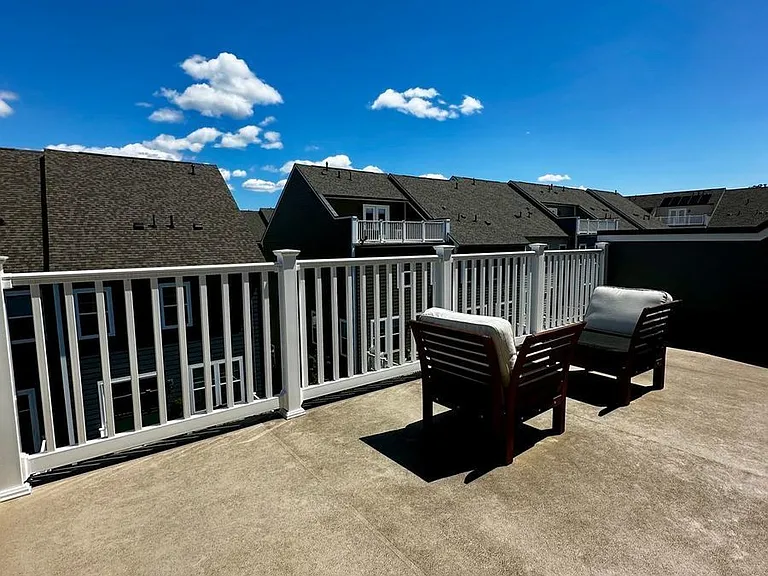 1715 Beech Leaf St — Photo 17