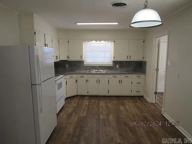 3 bed, 1.5 bath, 1408 sqft, $1,425 — Photo 4