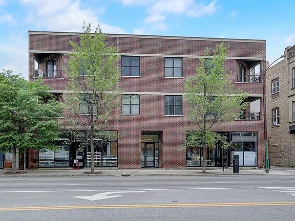 3rd image of 2605 W North Ave #3C