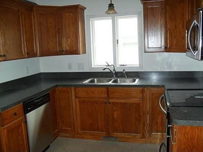 4th image of 2114 Karl Ann Dr
