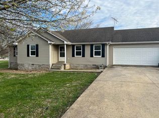 100 Foxglove Cir, Russellville, KY 42276