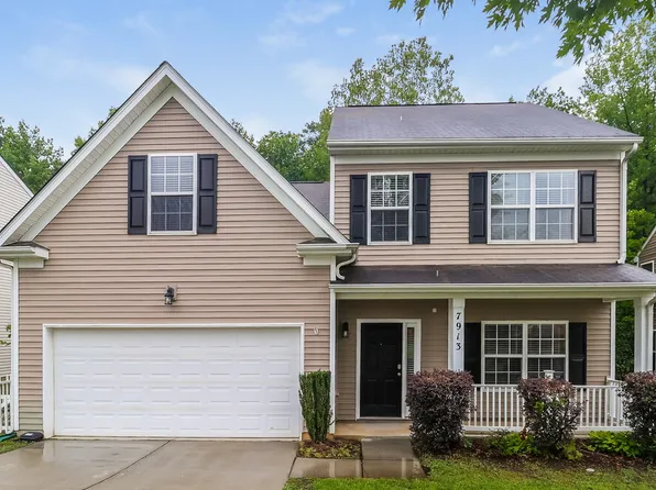 7913 Bushy Creek Dr, Charlotte, NC 28216