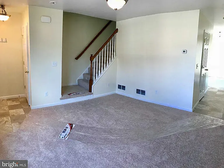516 Dakemich Ct — Photo 7