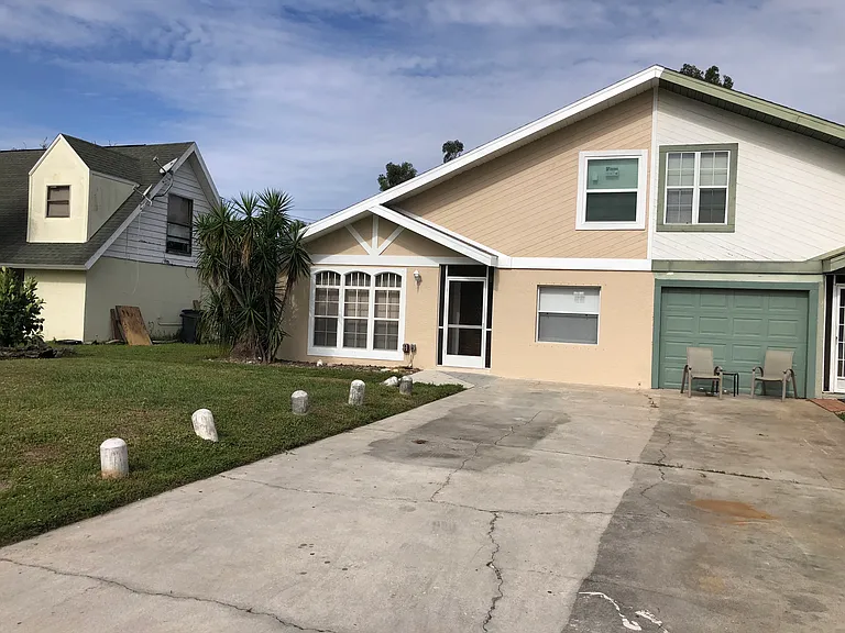7395 Albany Rd — Photo 3