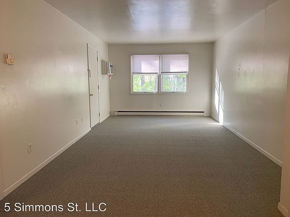 4th image of 5 Simmons St APT 11