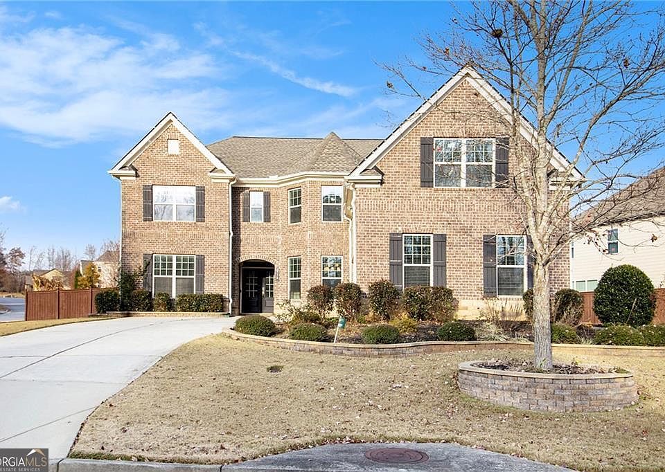 1st image of 915 Elmsbrook Ln