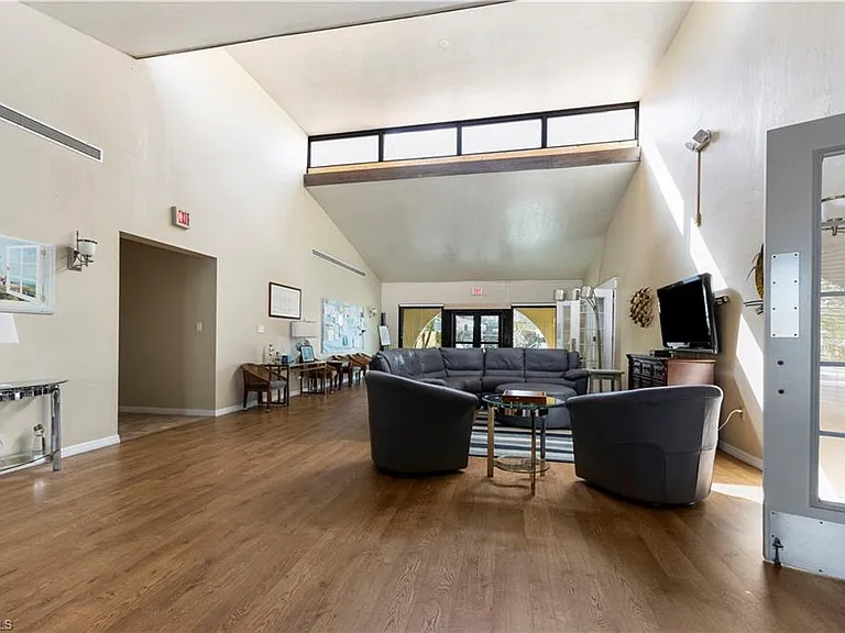 6142 Whiskey Creek Dr #603 — Photo 37