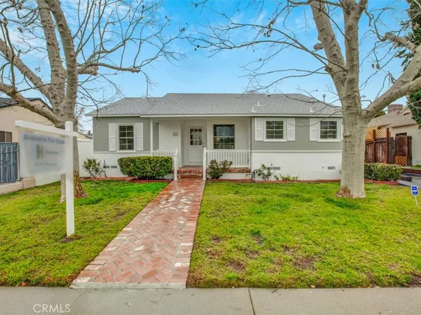 17057 Cantara St, Van Nuys, CA 91406