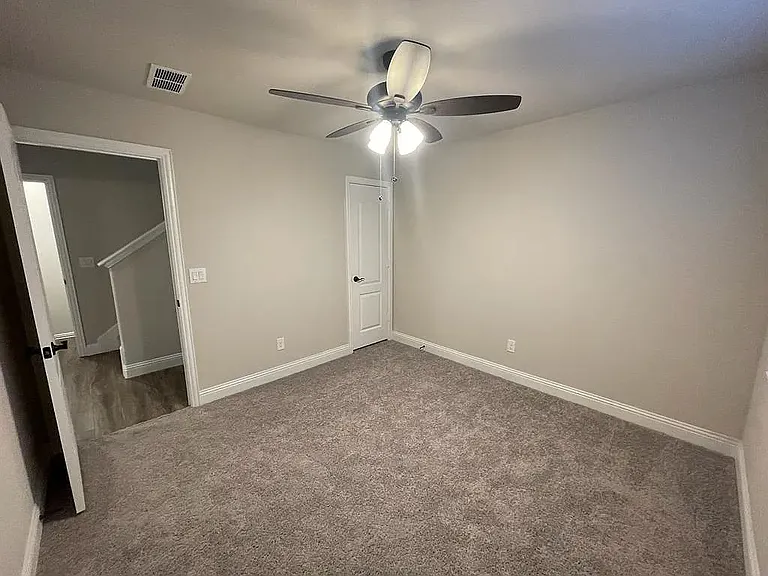 2306 Ranchwood Dr — Photo 7