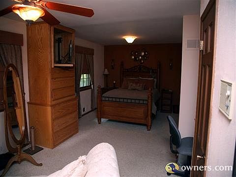 3rd image of 4328 S Avon Dr