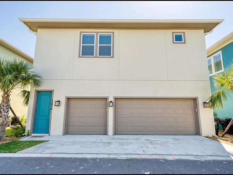 7070 Higgs Aly — Photo 45
