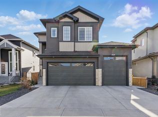 1412 25th St, Edmonton, AB T6T 2K7