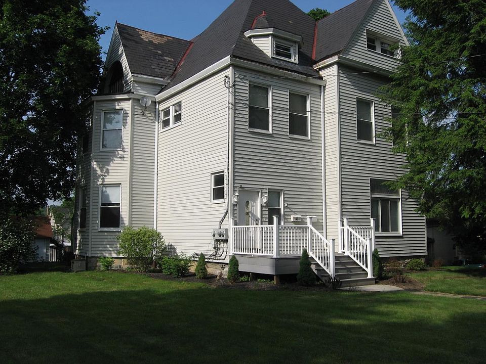 Front Exterior Entry