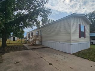 2113 E Maywood St, Wichita, KS 67216