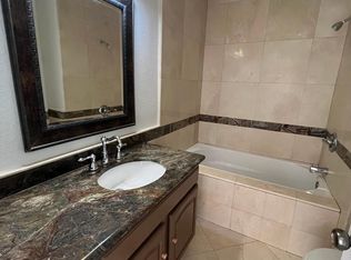 6010 E Ladera Ln, Anaheim, CA 92807
