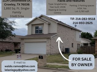 1124 Cottonwood Dr, Crowley, TX 76036