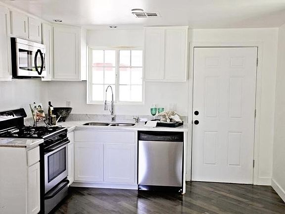 4th image of 1414 E Campbell Ave