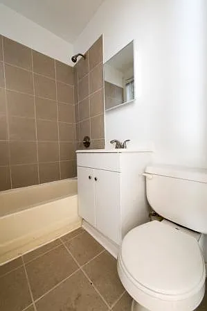 5001 W Adams St — Photo 10