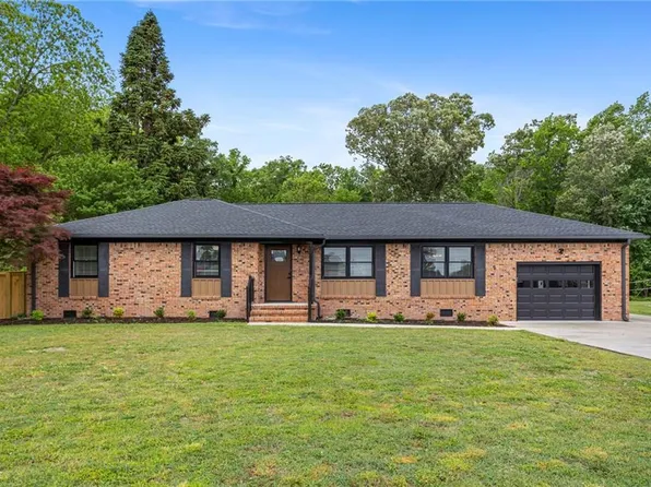 2628 Smithson Dr, Chesapeake, VA 23322