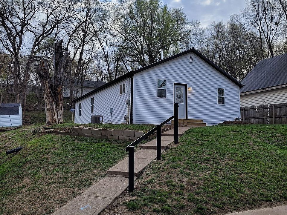 1st image of 3501 Athlone Ave