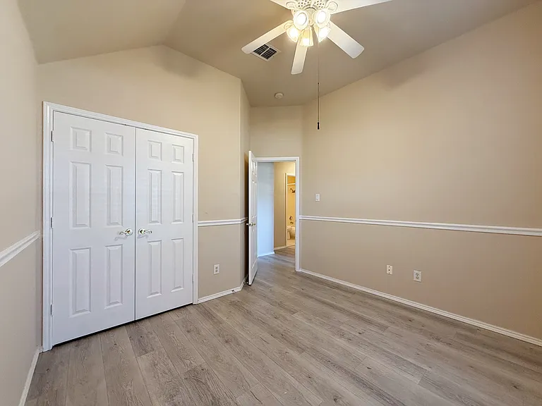 6000 Arlington Dr — Photo 30