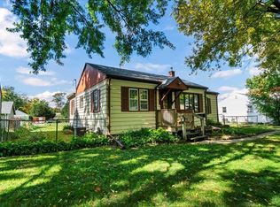 1040 Dundee Ave, Waterloo, IA 50701