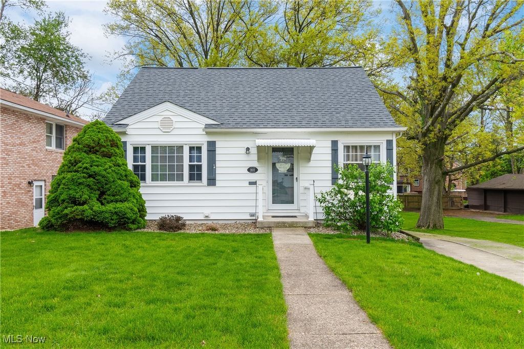 Real estate listing image