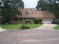 1st image of 6 Columbia Ct