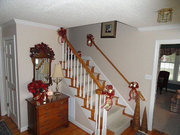 4th image of 106 Birchwood Dr