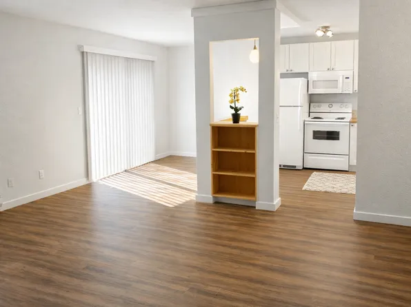 745 Rainier, 745 Rainier Blvd N APT 4, Issaquah, WA 98027