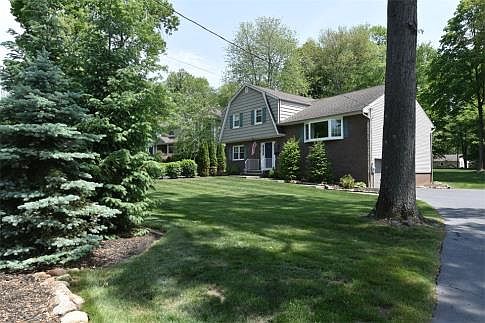 Set Back / Huge Front Lawn