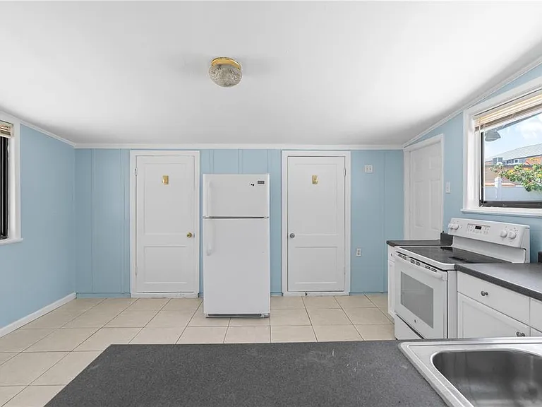 3711 W Leila Ave — Photo 10