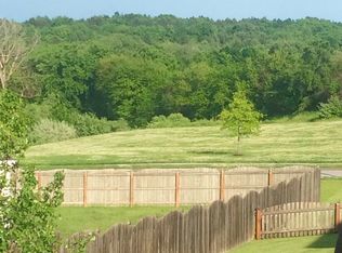 8923 S 166th St, Omaha, NE 68136