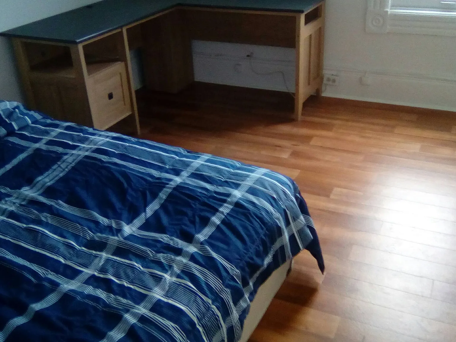 4 bed, 1.5 bath, $3,990 — Photo 2