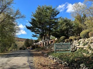 303 Old Mill Rd, Southfields, NY 10975