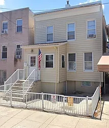 39 Leonard Street  image 1 of 1