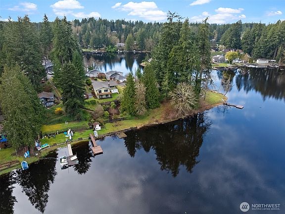 2nd image of 4610 - 4614 Rehklau Road SE