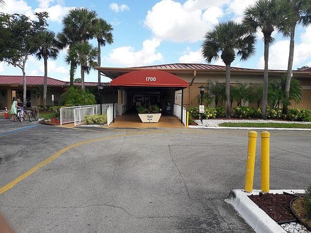 1st image of 314 Lake Dora Dr #314