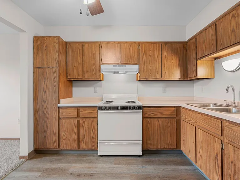 Mayville Heights Apartments is a convenient 55+ senior living community with HEAT AND WATER INCLU... — Photo 10