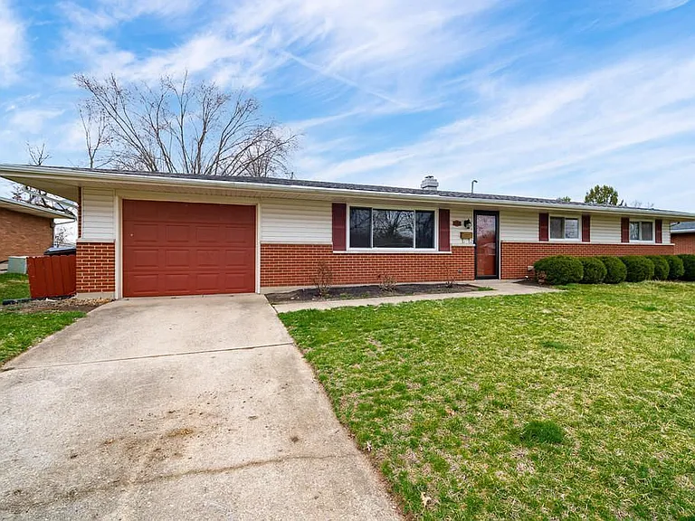 1121 Peidmont Dr — Photo 17