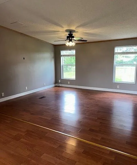 4828 County Road 392 — Photo 26