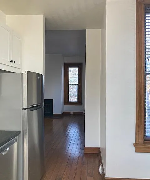 2 Saint James Ave #2 — Photo 2