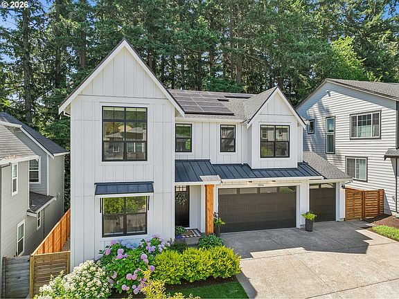 3rd image of 15114 SE Tenderfoot Ln